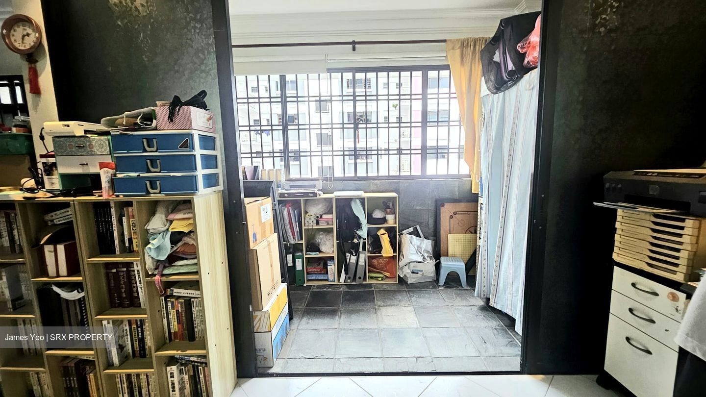 Blk 944 Hougang Street 92 (Hougang), HDB 5 Rooms #588611471